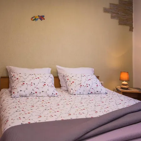 Bato A2+1 Apartman Veli Losinj