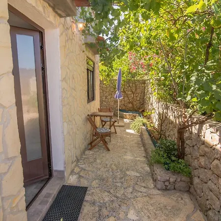 Bato A2+1 * Veli Losinj