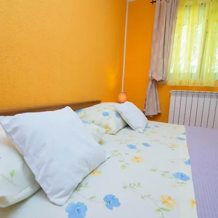 Apartment Bato A2+1 *