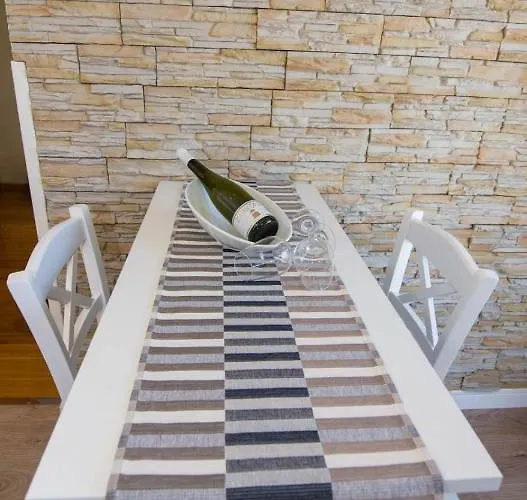 Lejlighed Bato A2+1 *